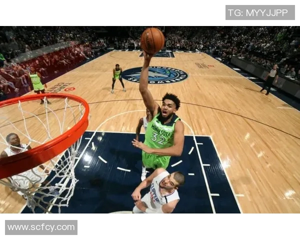 乔利与狼队激战正酣谁能在这场对决中笑到最后